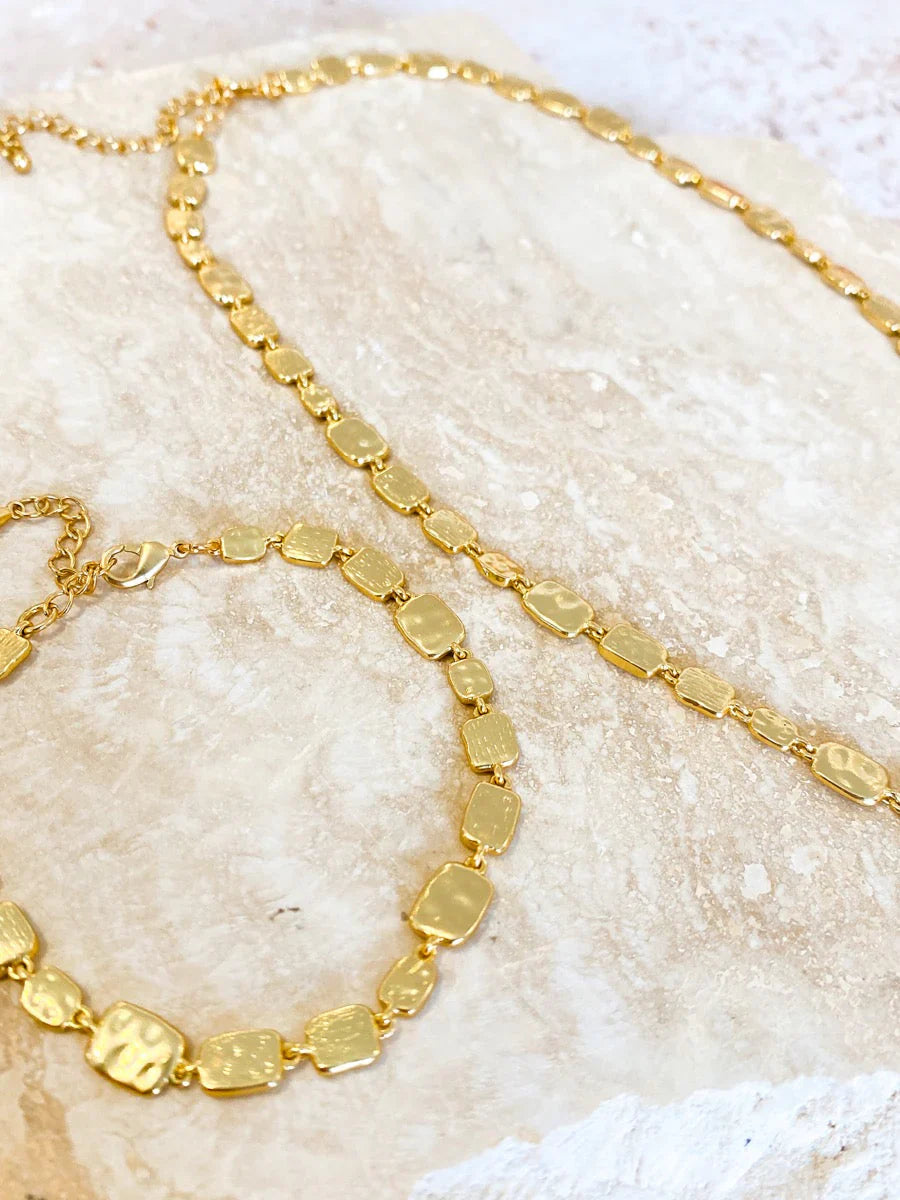 Cleo Necklace Gold