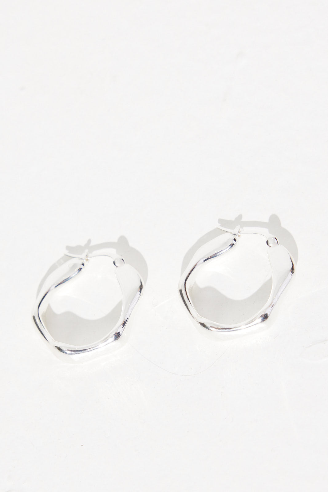 Wavy Hoops Silver