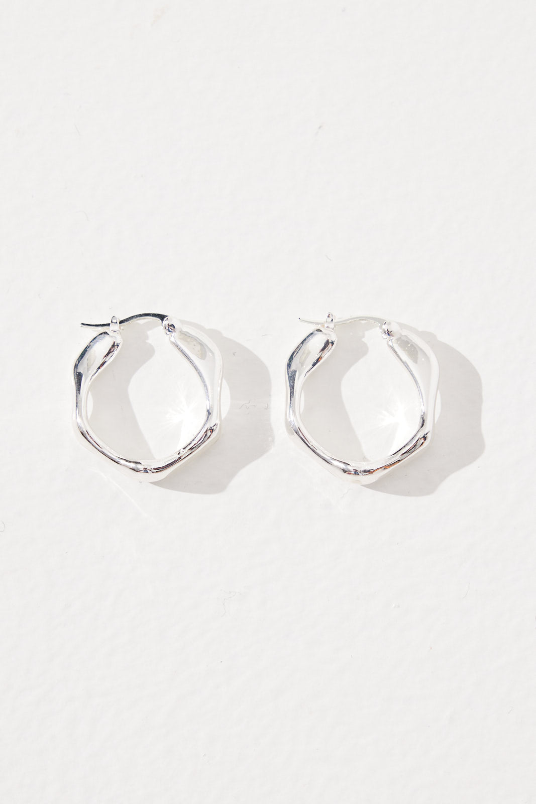 Wavy Hoops Silver