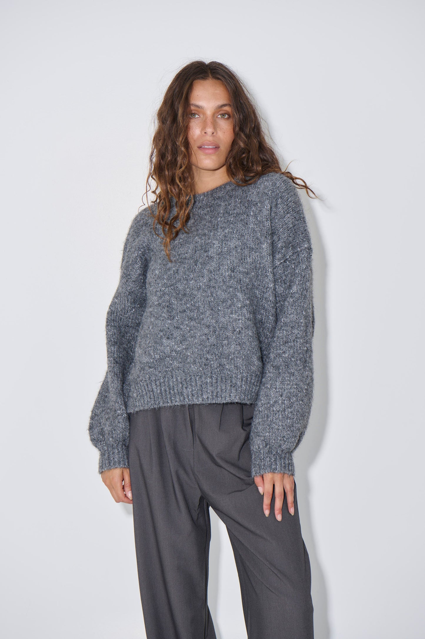 Amber Knit Charcoal