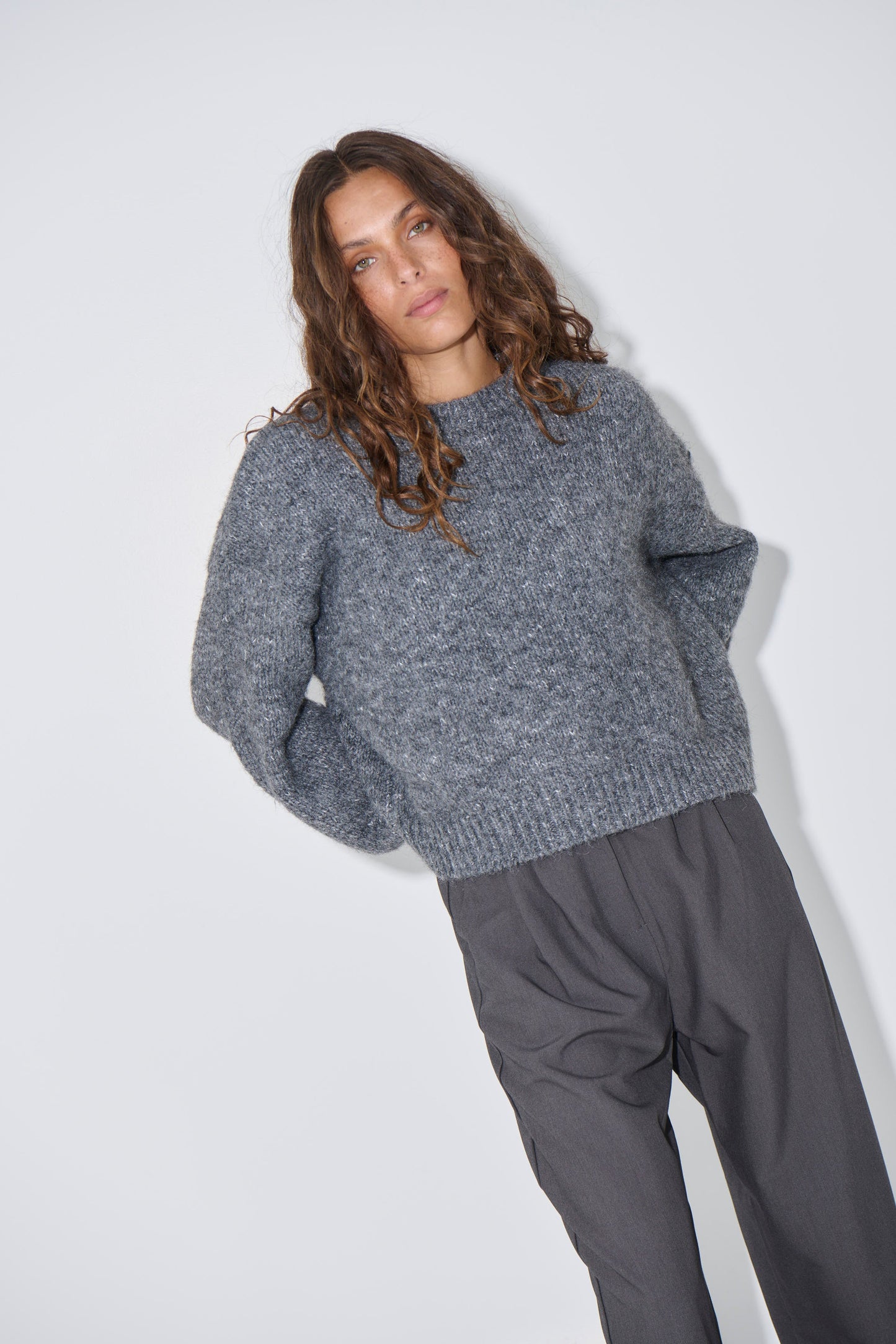 Amber Knit Charcoal