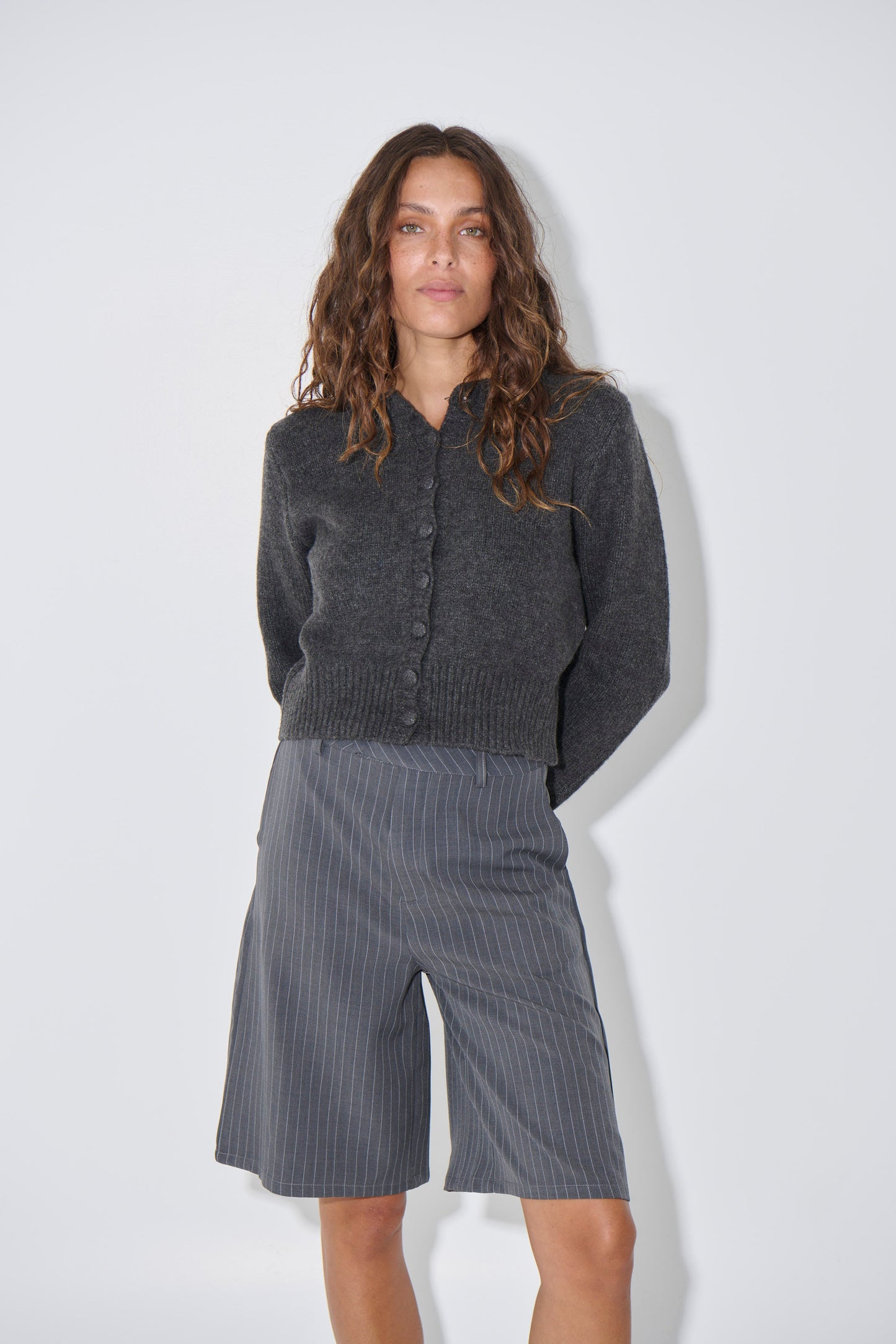 Brooks Bermuda Short Charcoal