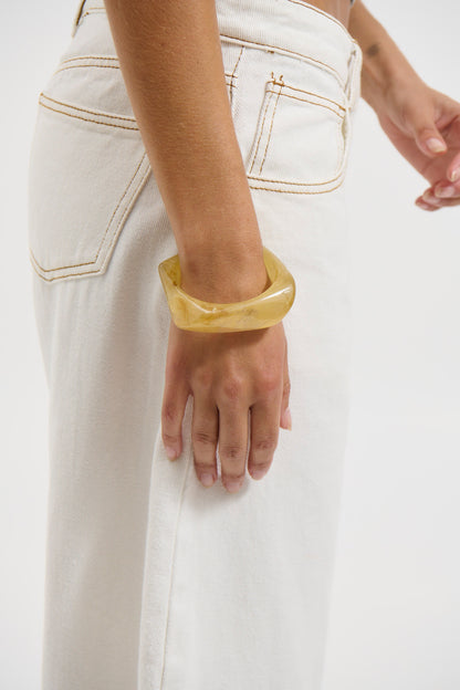 Ostini Bangle Milk