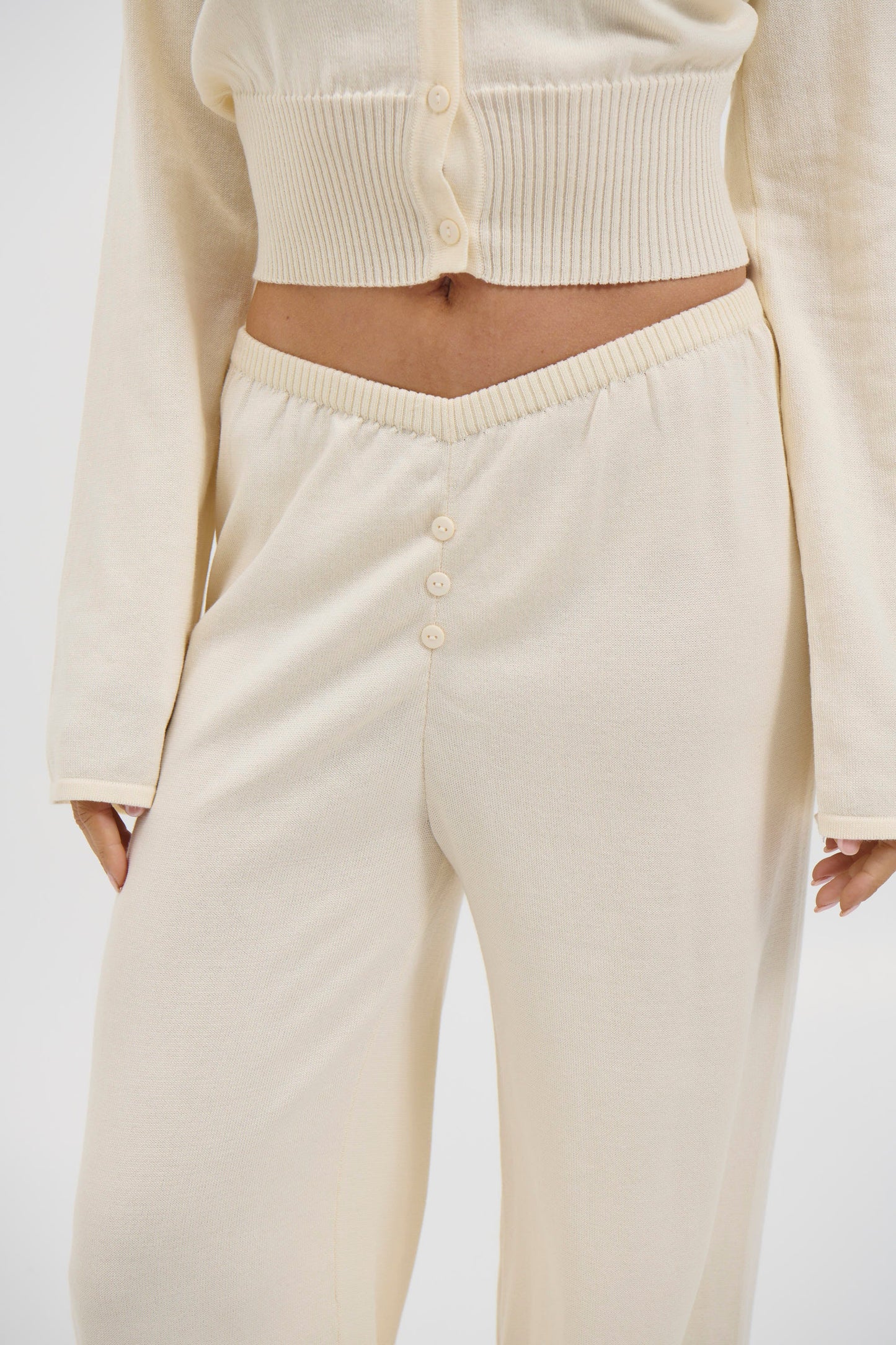 August Button Pant Cream