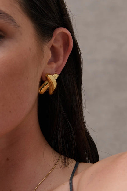 Heaven Statement Earring Gold