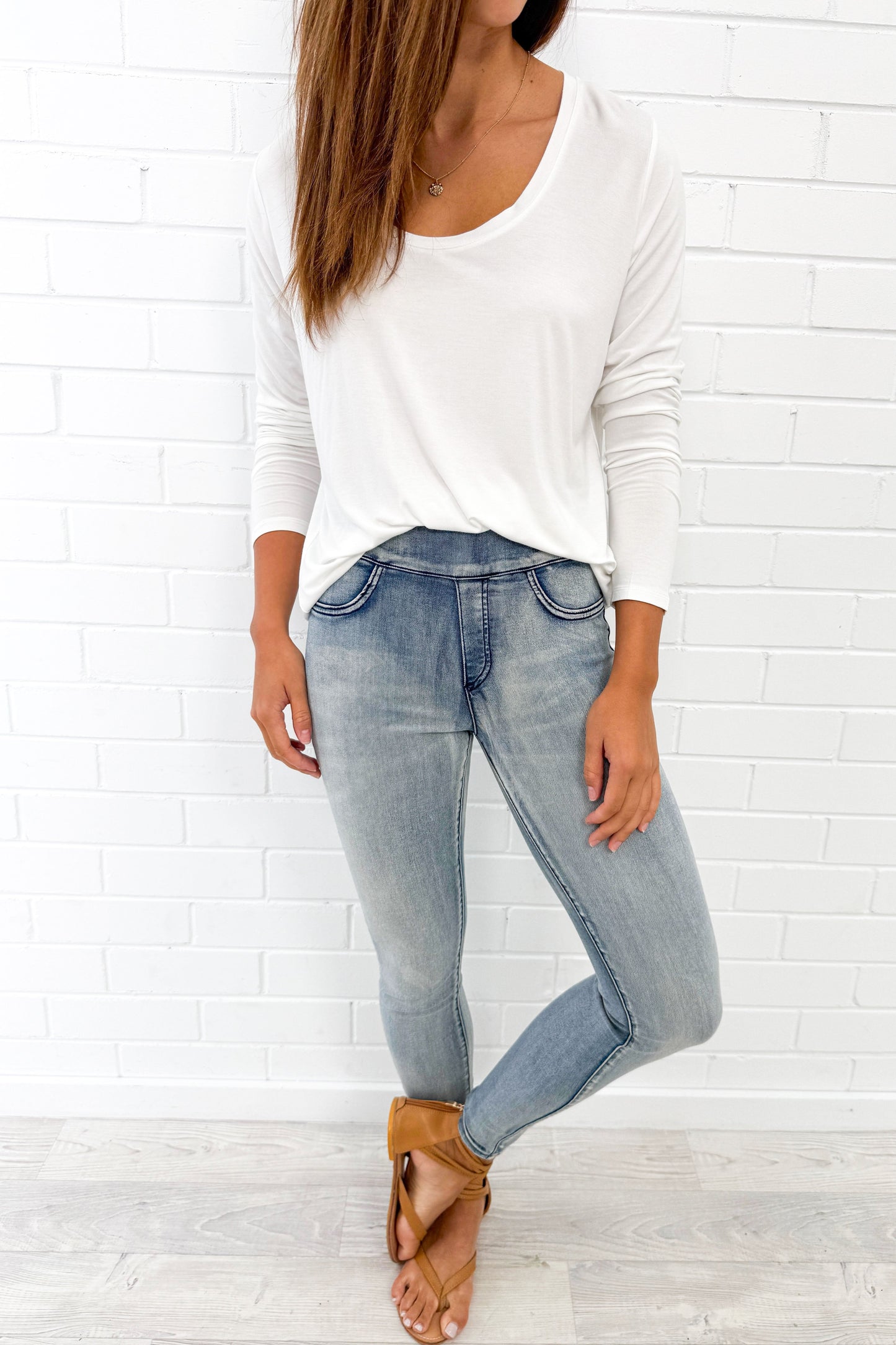 Long Sleeve Everyday Scoop Tee