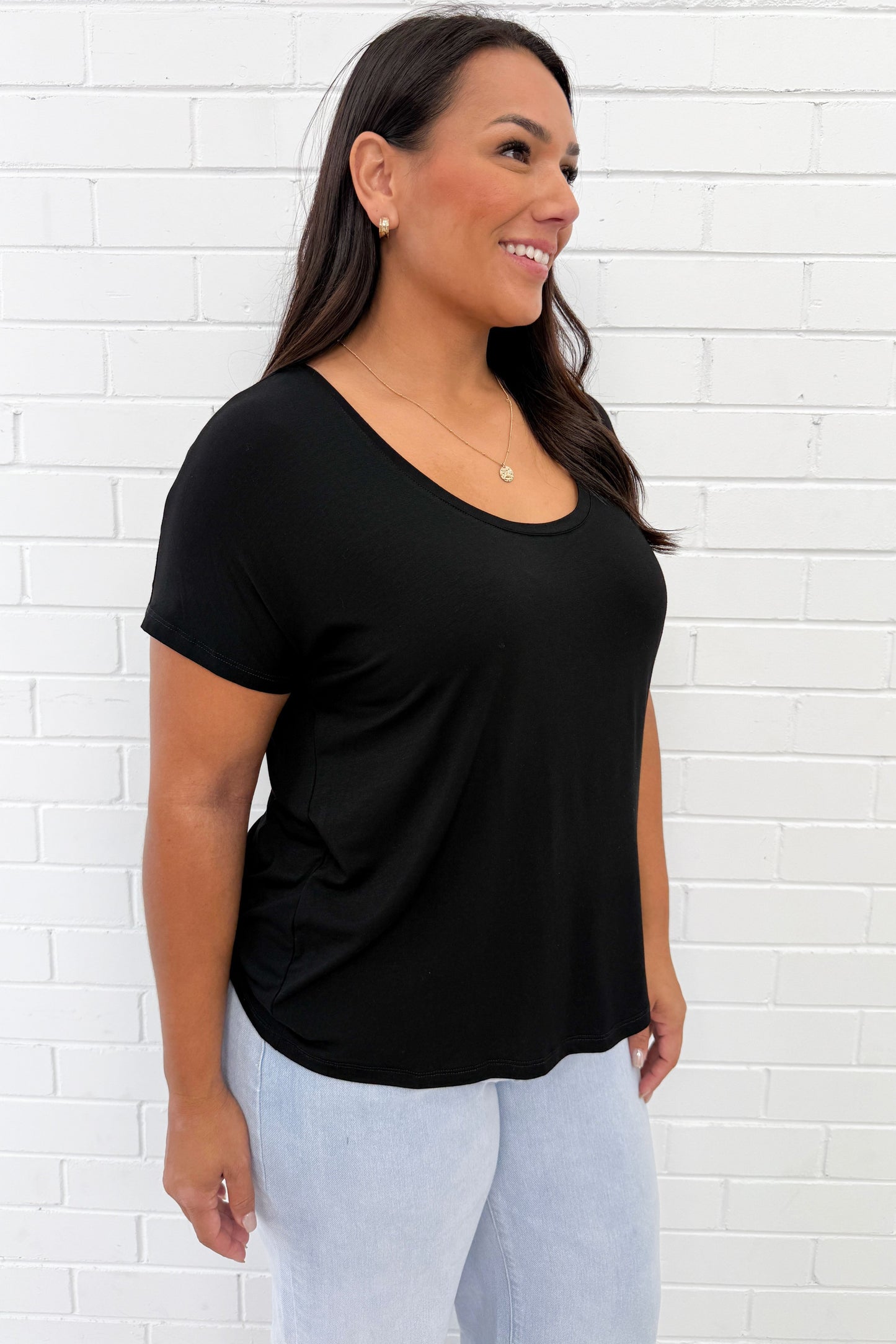 The Everyday Scoop Tee