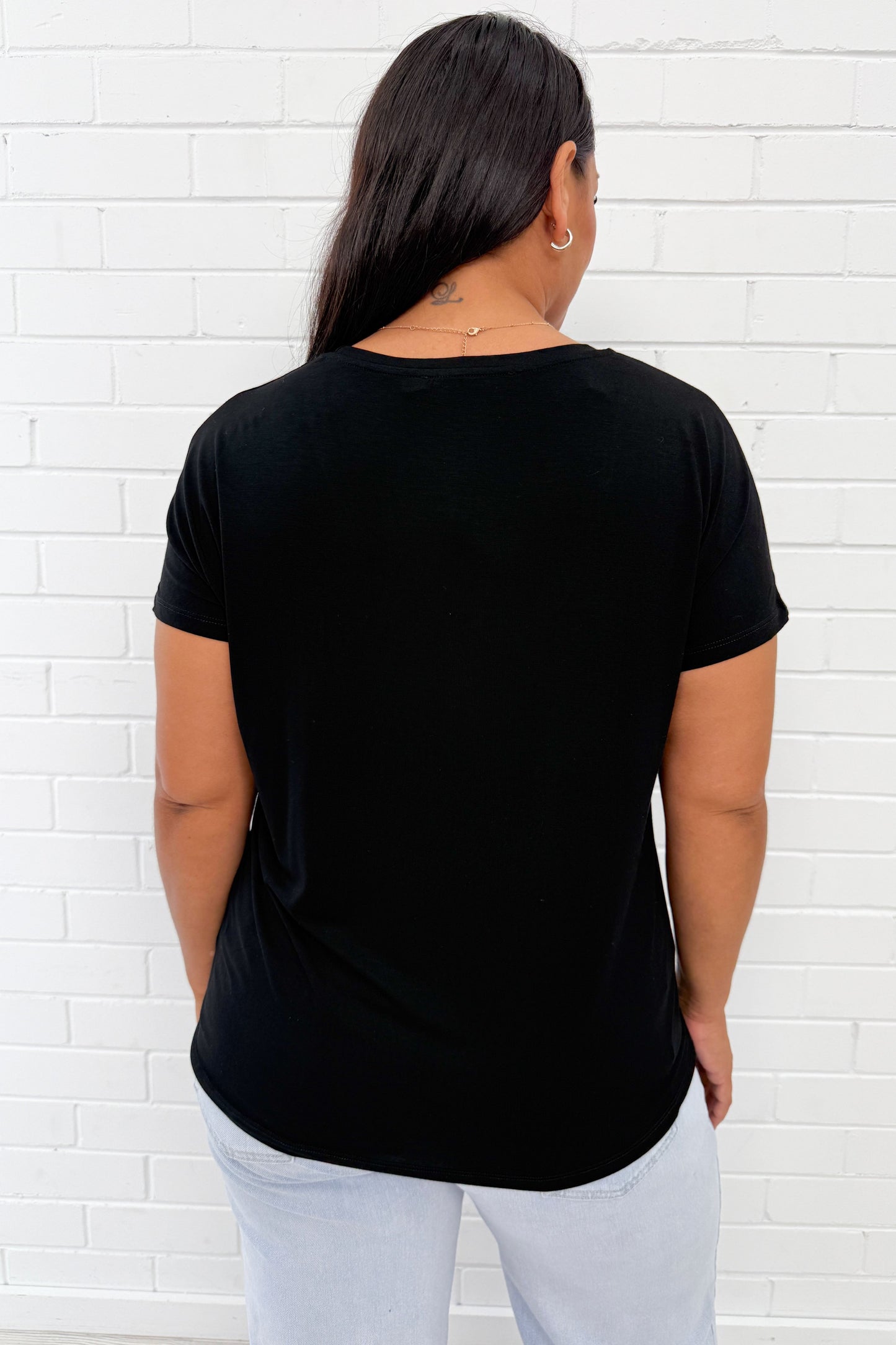 The Everyday Scoop Tee