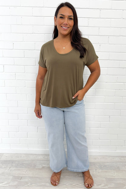 The Everyday Scoop Tee