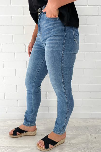 Lenora Jeans