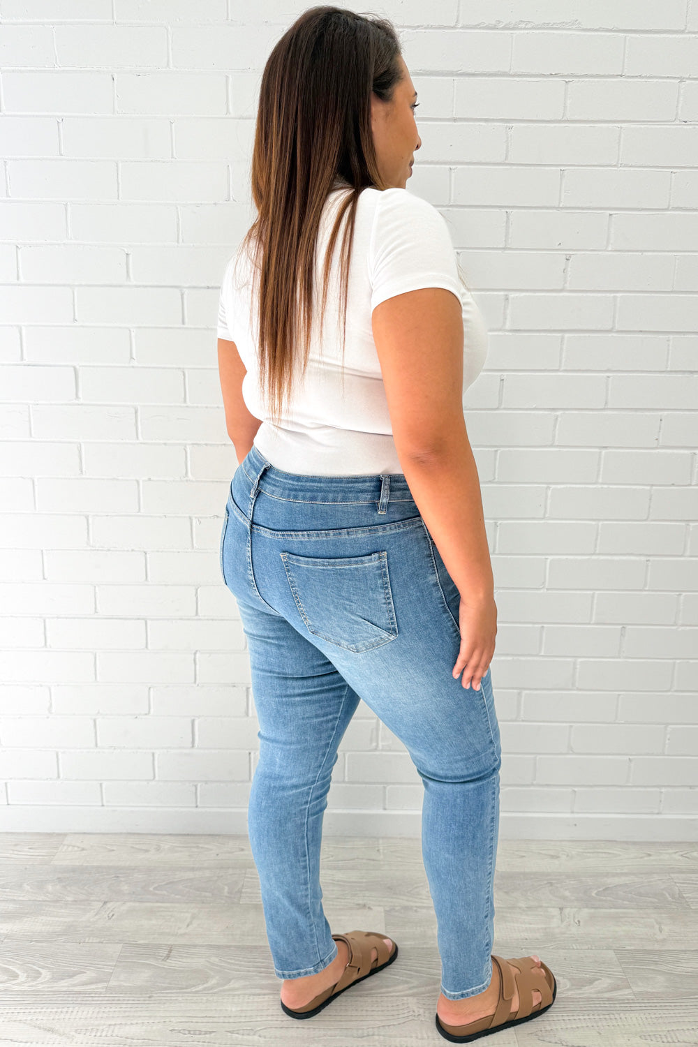 Lenora Jeans
