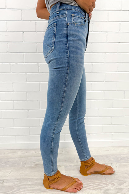 Lenora Jeans