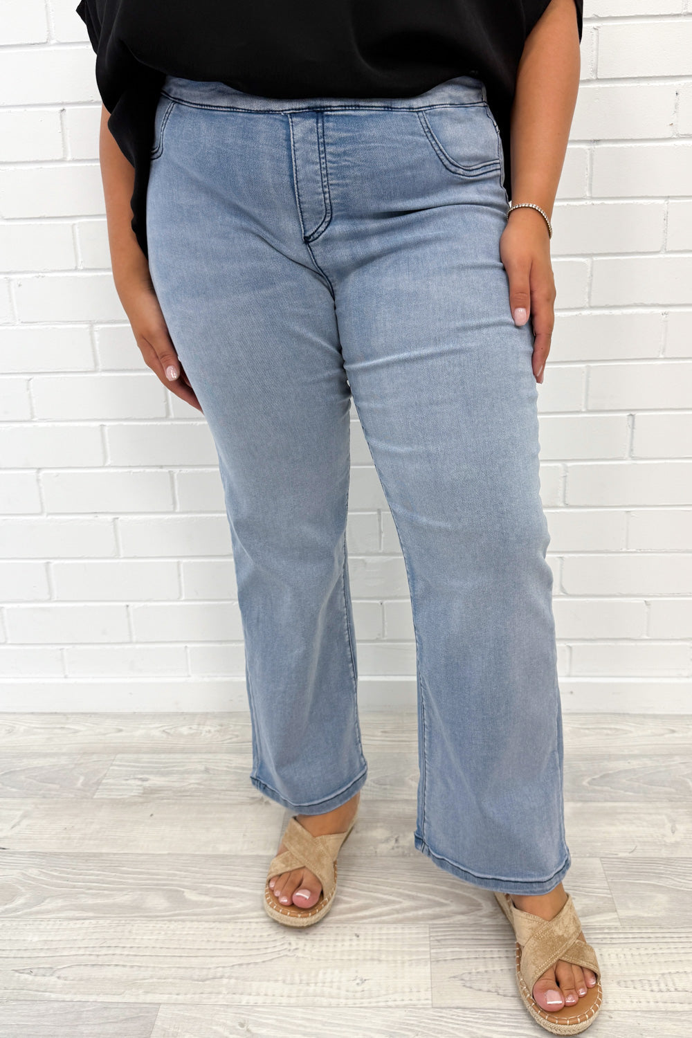 The Feel Good Jeans Petite