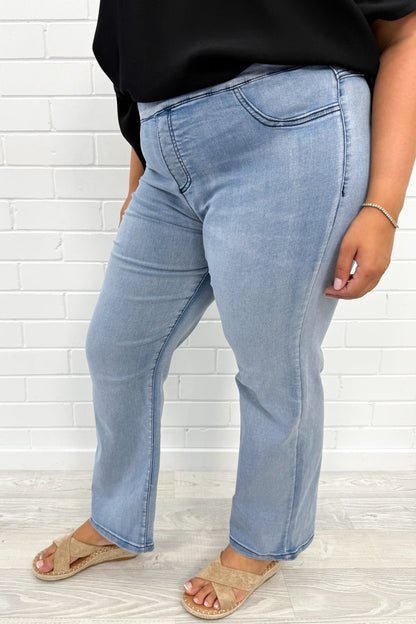The Feel Good Jeans Petite