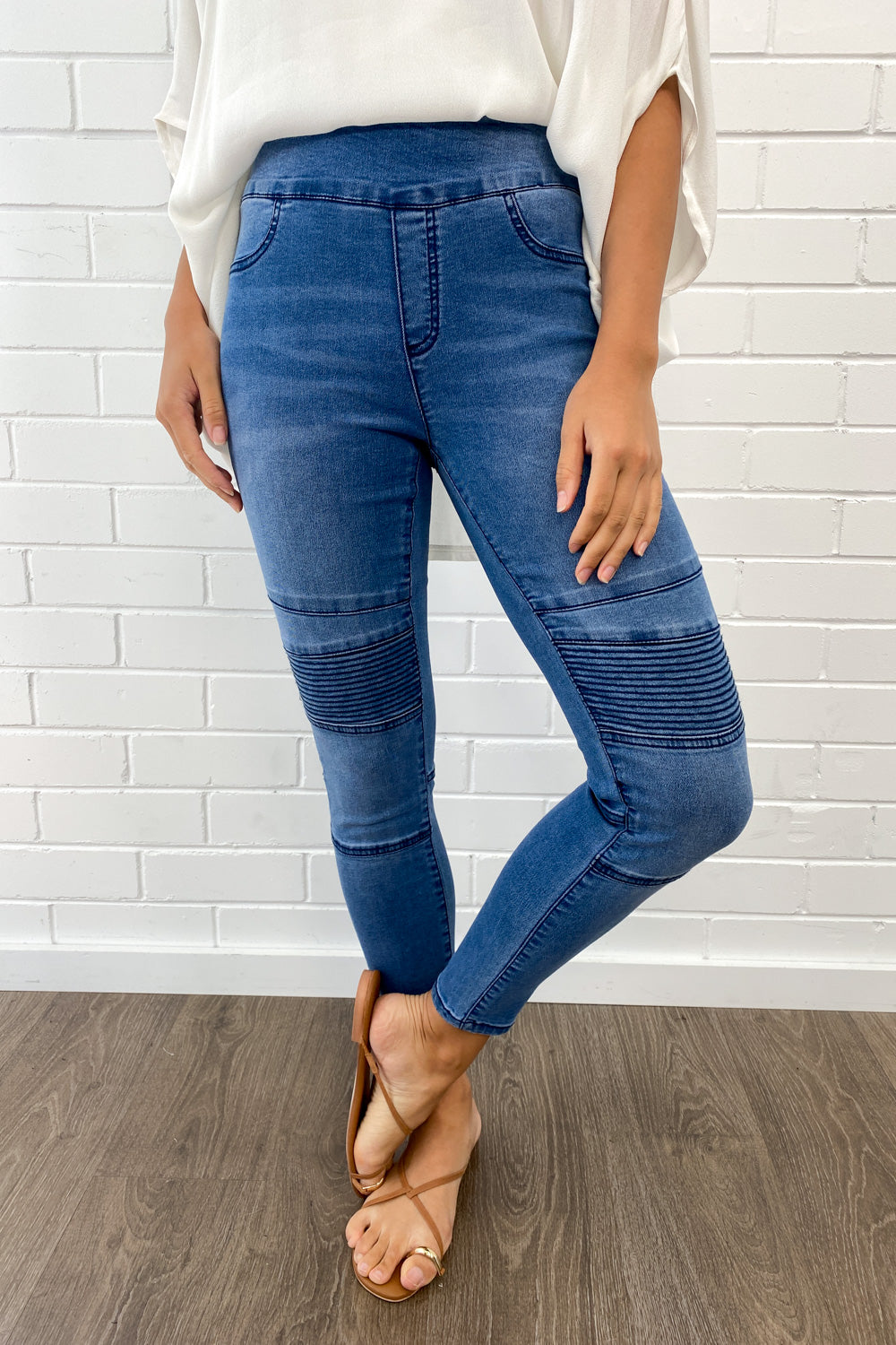 Panel Jeans Petite