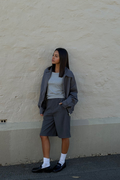 Brooks Bermuda Short Charcoal