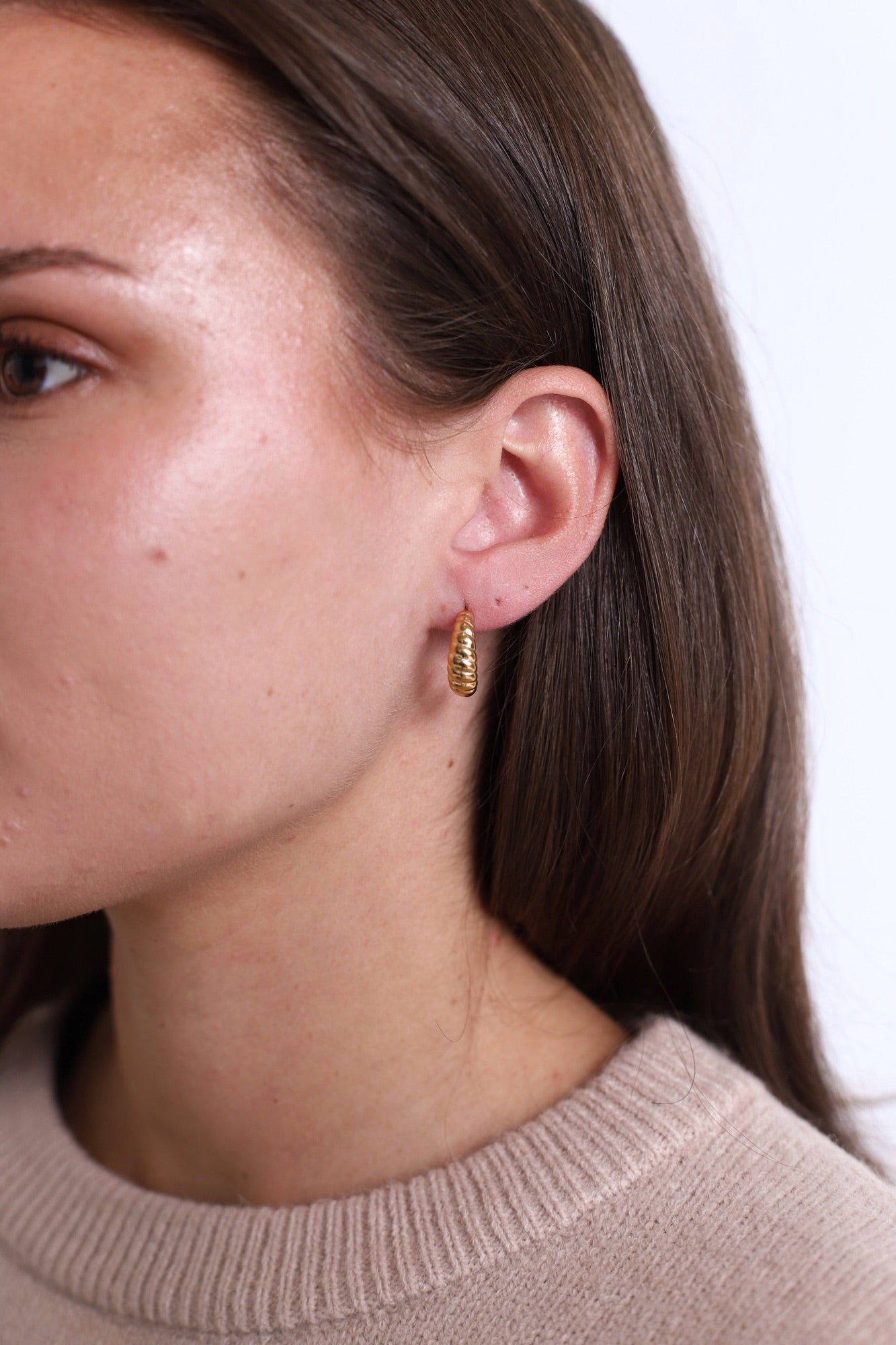 Oia Hoop Earring Gold