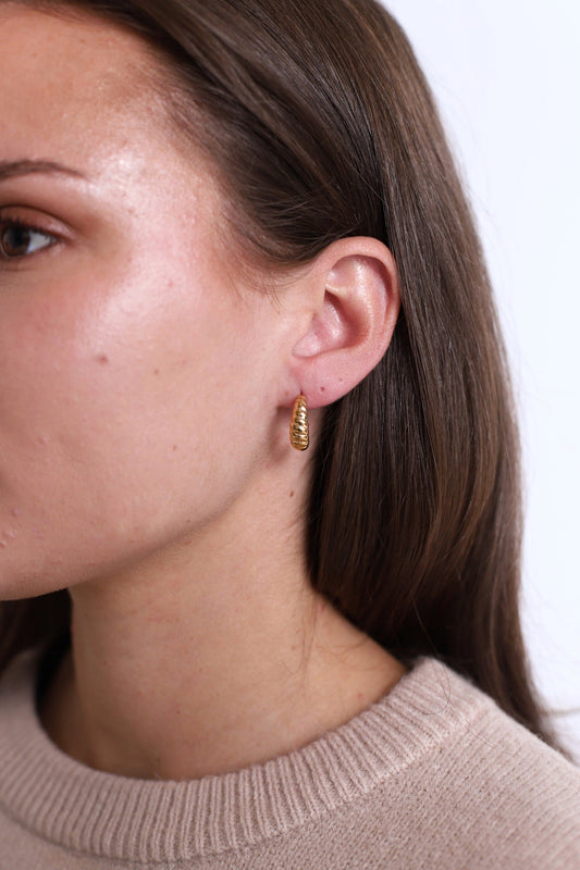 Oia Hoop Earring Gold