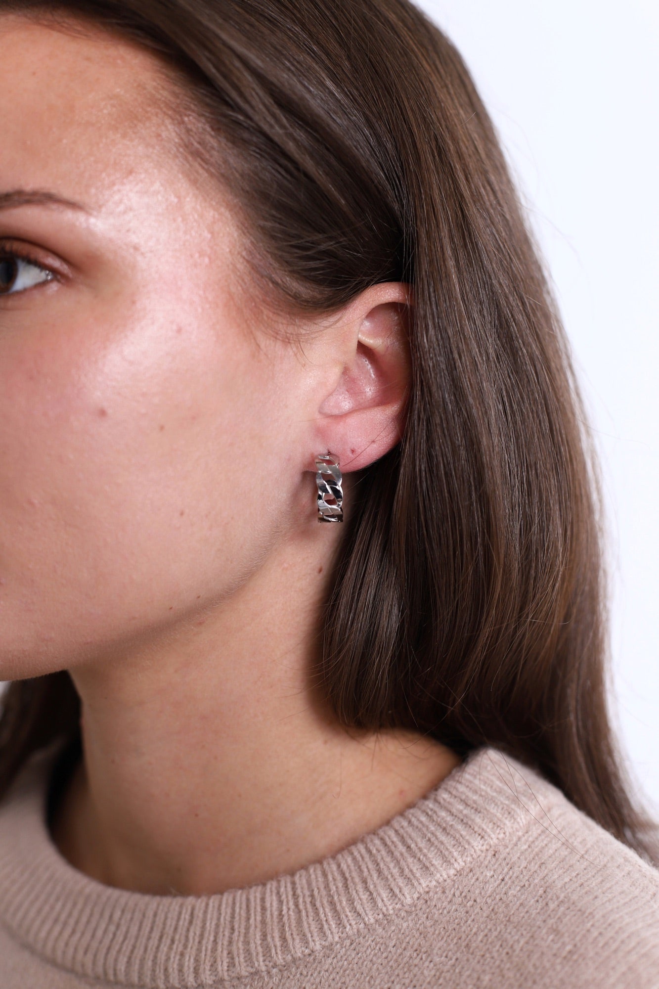 Eva Hoop Earring Silver