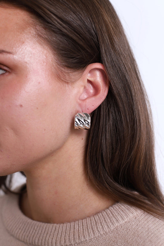 Vera Textured Earring Sterling Silver Plated